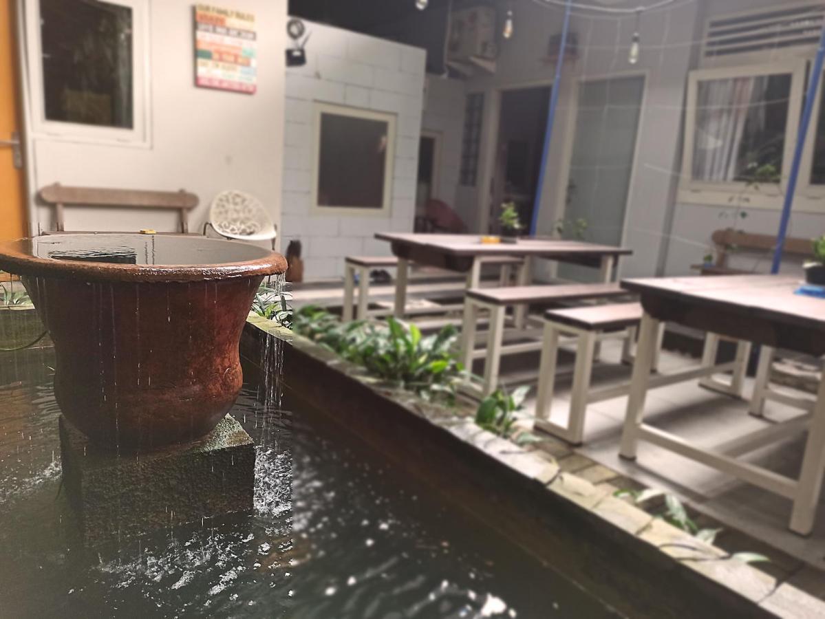 Jeng Tini Guest House Bogor Exterior foto