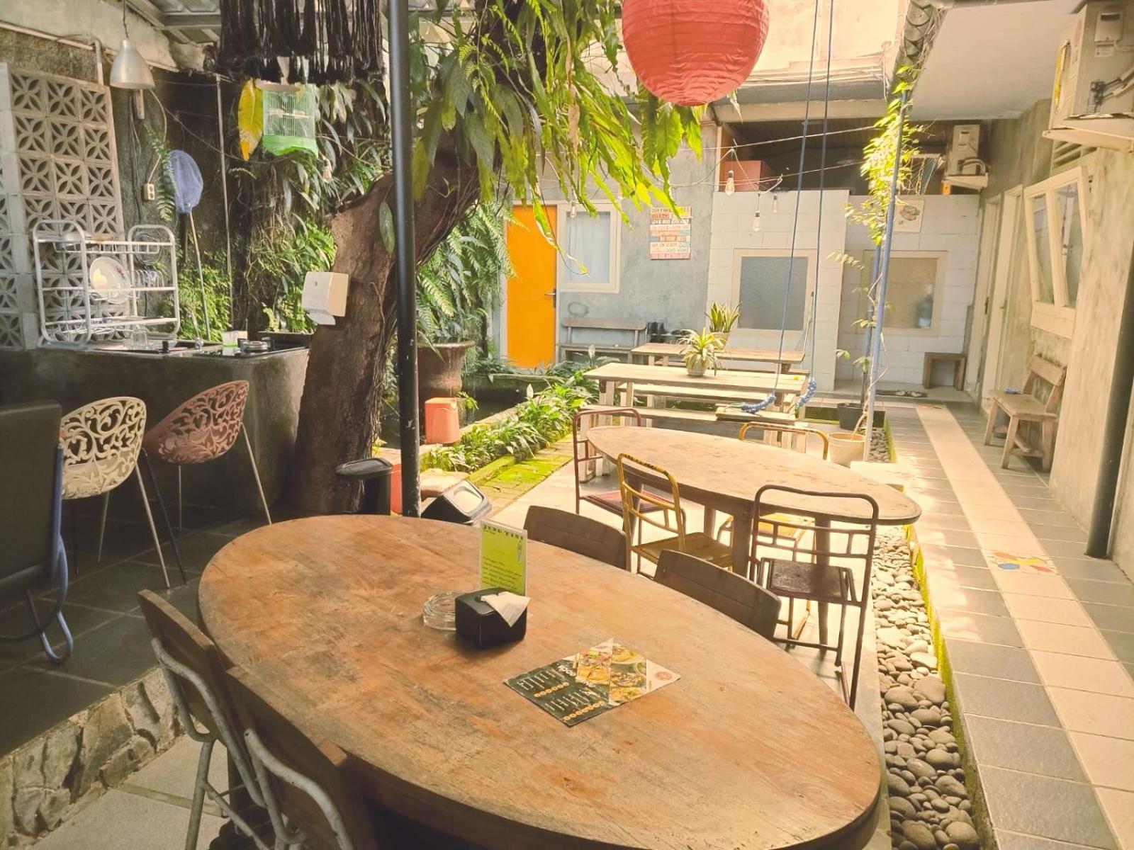 Jeng Tini Guest House Bogor Exterior foto